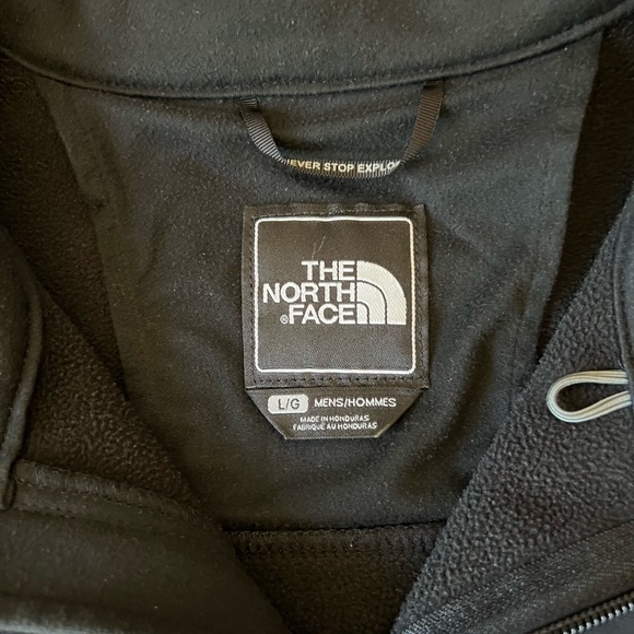 North Face shell jacket - Picture 4 of 9